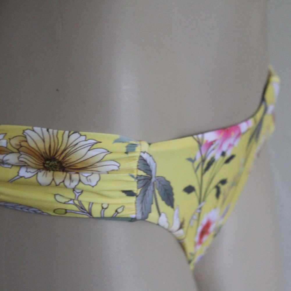 Lucky Brand Cruisin Coronado Tankini Set - Picture 7 of 8